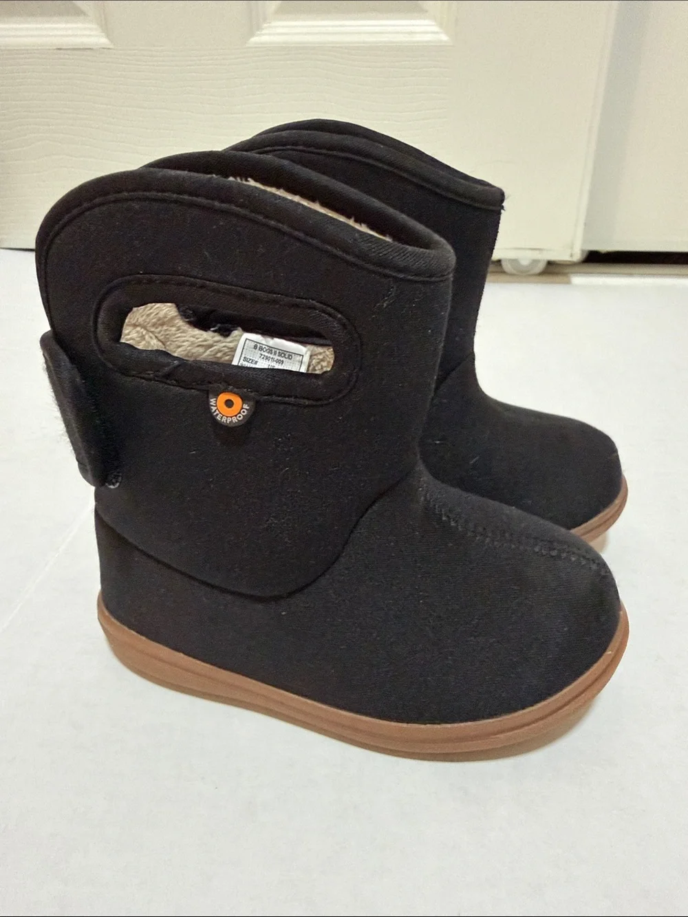 BOGS Waterproof Boot in Solid Black-Kids Toddler Size 6